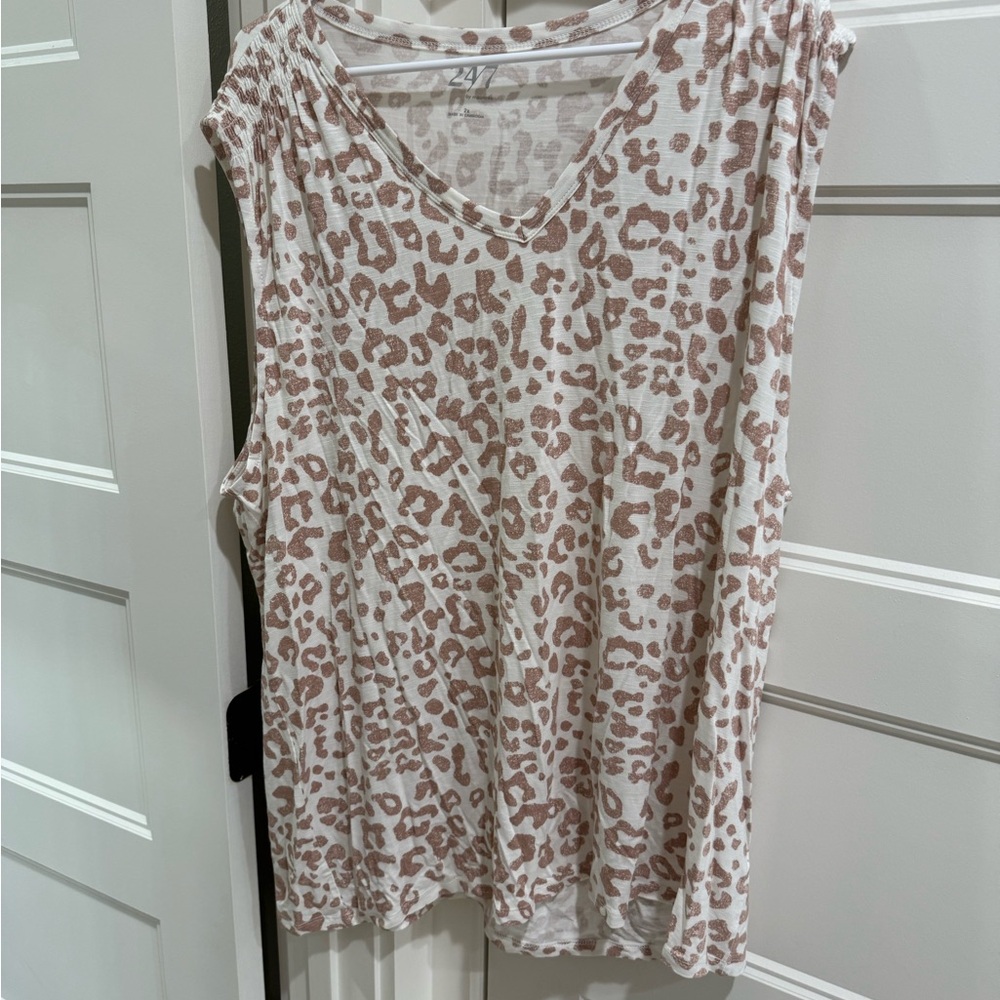 Maurices Sleeveless V-Neck Leopard Print Tank in Cream and Brown